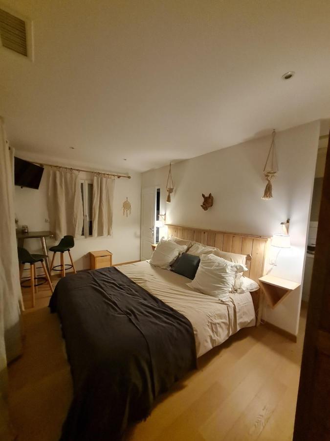 Oxpira Apartment Palaja Ngoại thất bức ảnh