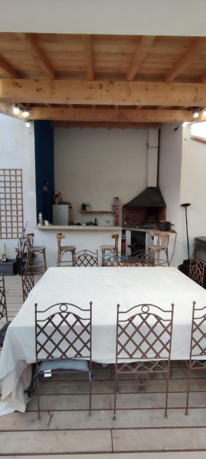 Oxpira Apartment Palaja Ngoại thất bức ảnh